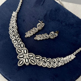 سرویس طلاسفید عروس