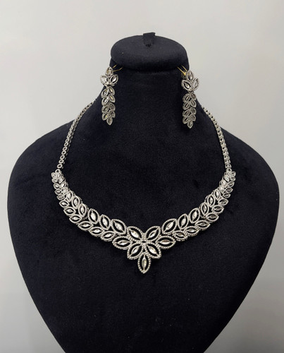 سرویس نقره زنانه طرح لیزری بدون نگین