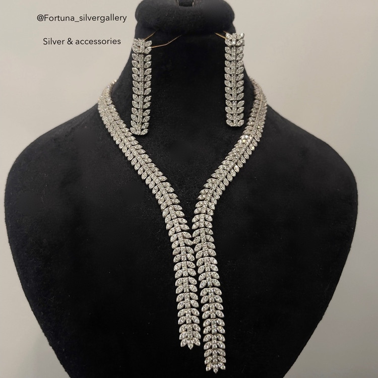 سرویس نقره عروس سینه ریز نقره ای سینه ریز جواهری