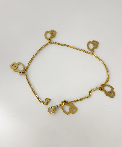 کادو روز دختر کادو روز زن چی بخریم دستبند طلا روز زن