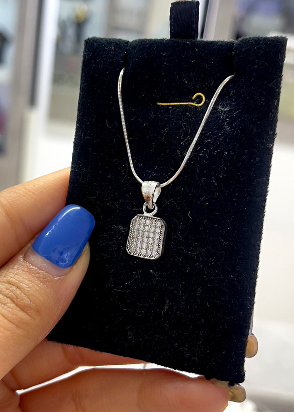 گردنبند نقره گردنبند نقره قیمت مناسب گردنبند نقره در تخفیفات بلک فرایدی گردنبند نقره تخفیف خورده