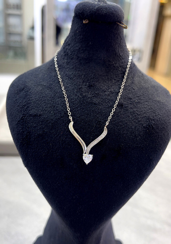 گردنبند نقره زنانه برند جی تی ای گردنبند نقره زنانه برای کادو روز زن