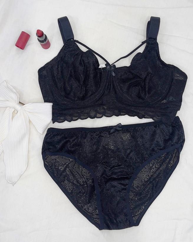 ست شورت و سوتین زنانه طرح گیپوری برند ترک