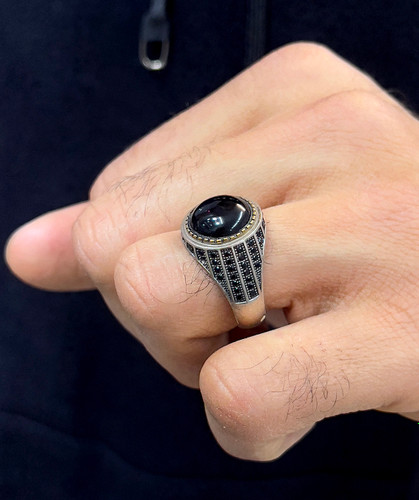 انگشتر نقره مردانه با نگین مشکی