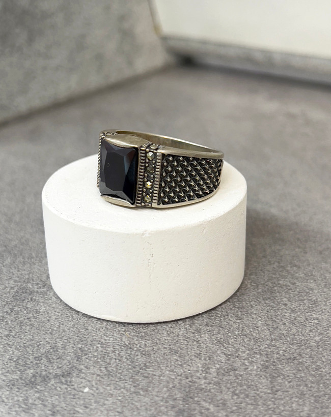 انگشتر نقره مردانه مشکی مربع