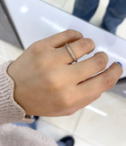 رسنگ نکین دار طلایی دخترانه