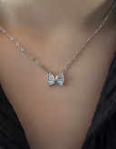 گردنبند نقره طرح پاپیون مینیمال