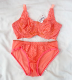 ارسال رایگان لباس زیر