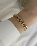 دستبند کارتیه کلفت زنانه مشابه طلا