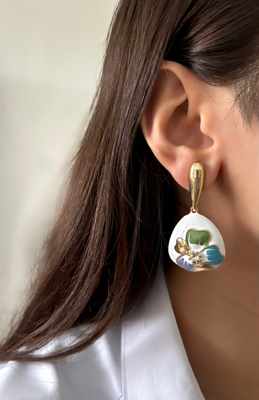 گوشواره میناکاری سفید بهاری