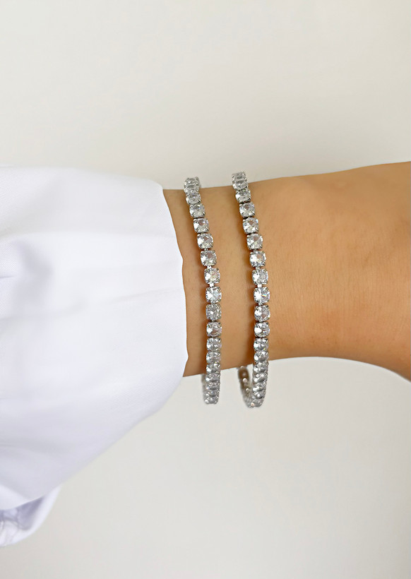 دستبند تنیسی جواهری کنار ساعت