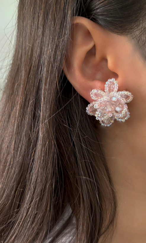 گوشواره فانتزی طرح گل کره ای