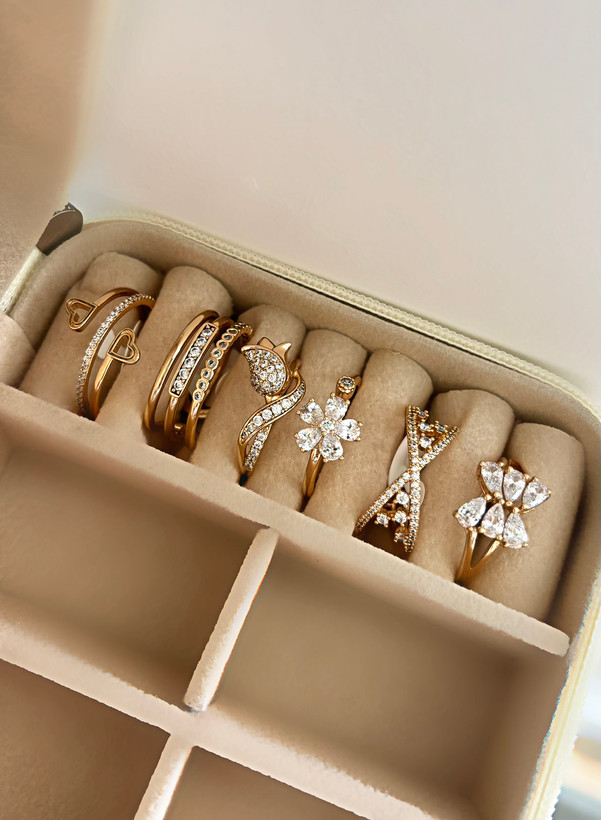 انگشتر طرح طلا زنانه