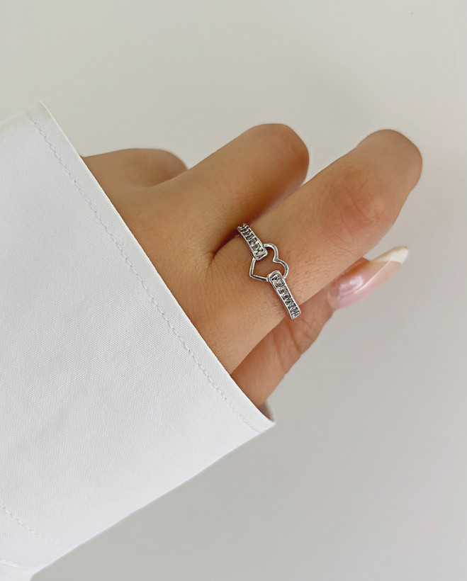 انگشتر مینیمال قلبی نقره ای