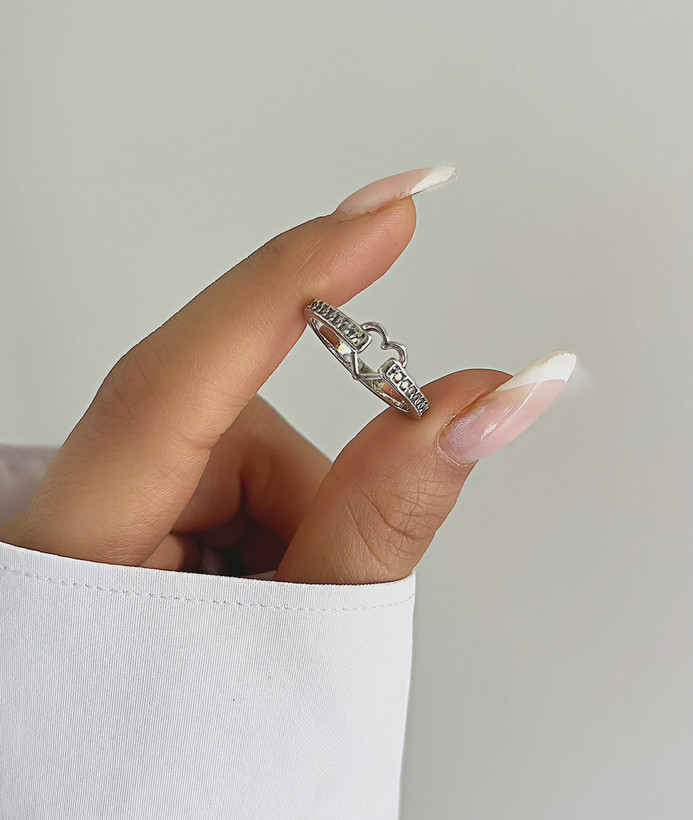 انگشتر مینیمال دخترونه قلبی ساده