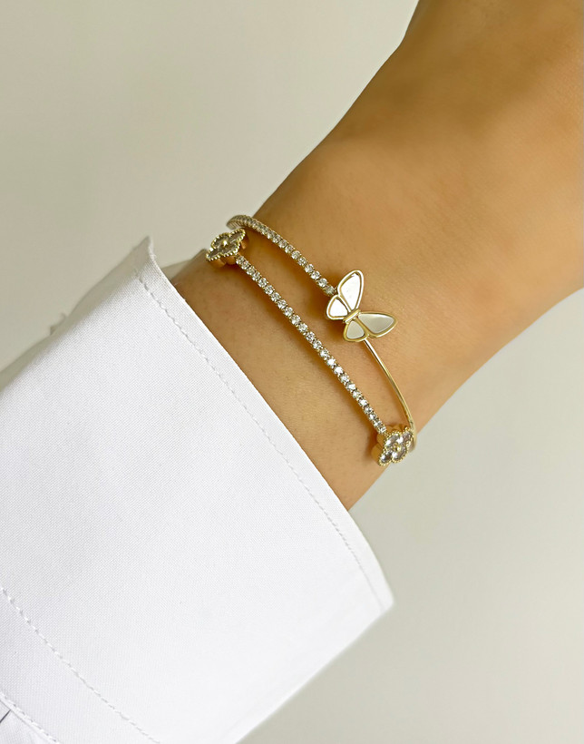 دستبند نگیندار طلایی دخترانه