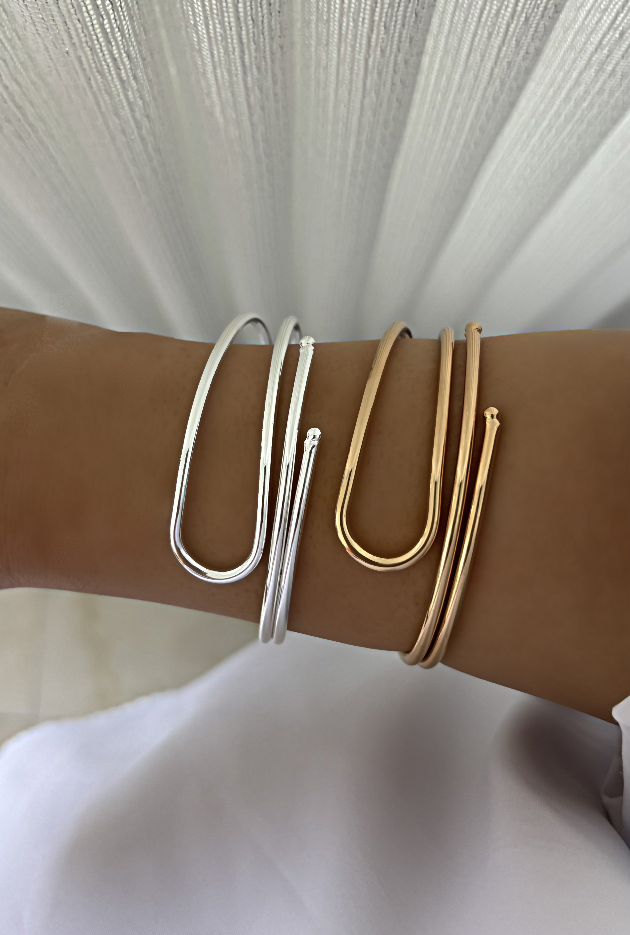 دستبند خاص و انتزاعی دخترانه استیل