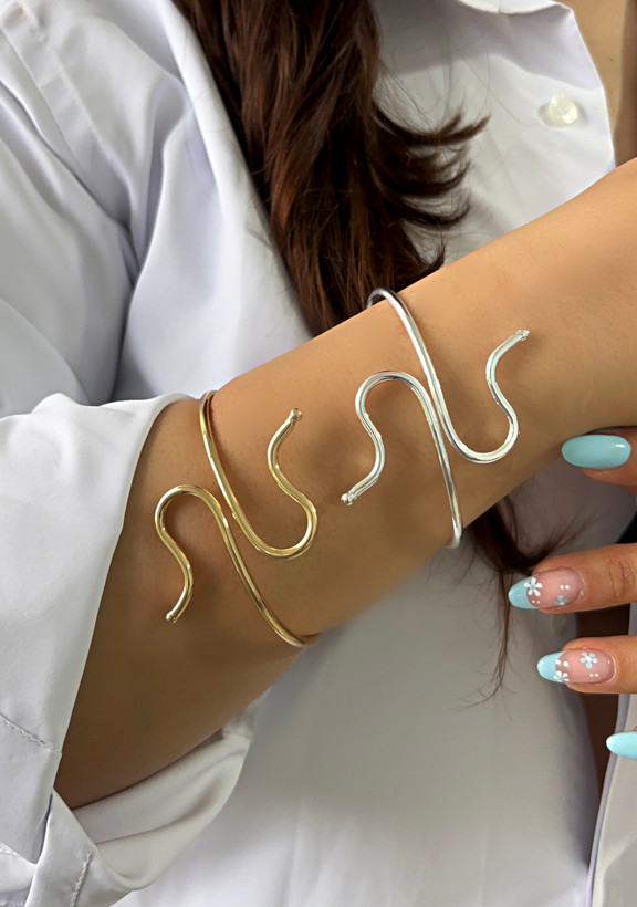 دستبند دخترانه طرح جدید و پیچی طلایی