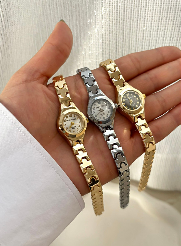 ساعت زنانه صفحه گرد ظریف هانگری