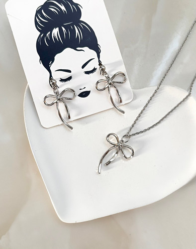 نیمست طرح پاپیونی دخترانه