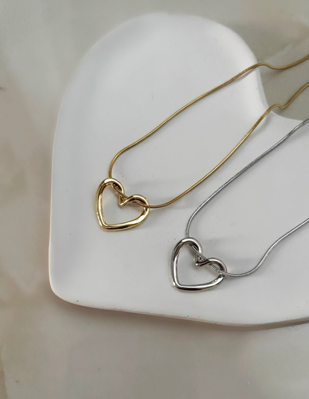 گردنبند قلبی زنانه استیل