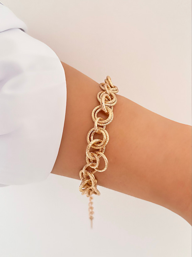 دستبند طلایی طرح تراش خورده ژوپینگ