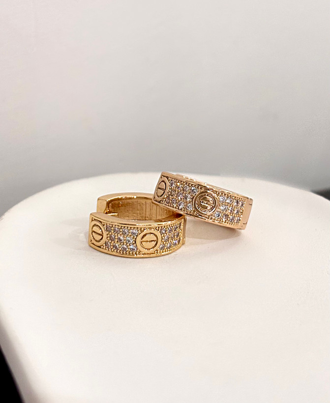 پیرسینگ حلقه ای ریز مینیمال