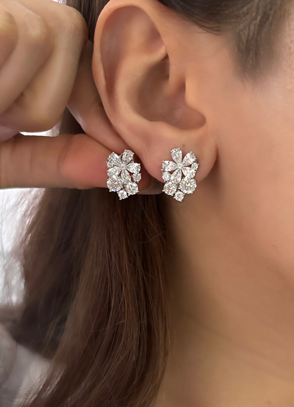 گوشواره جواهری طرح گل نگین اتمی