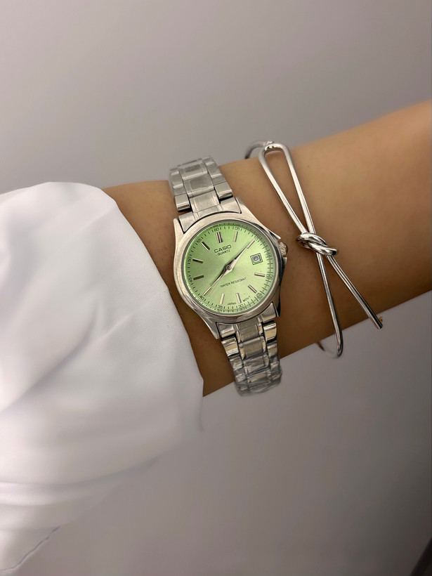 کاسیو صفحه پاستلی