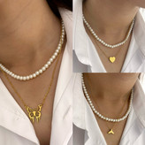 گردنبند دولاین مرواریدی با سه طرح پلاک قلب و پروانه و دم نهنگ