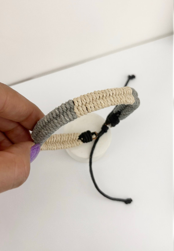 دستبند کنفی زنانه