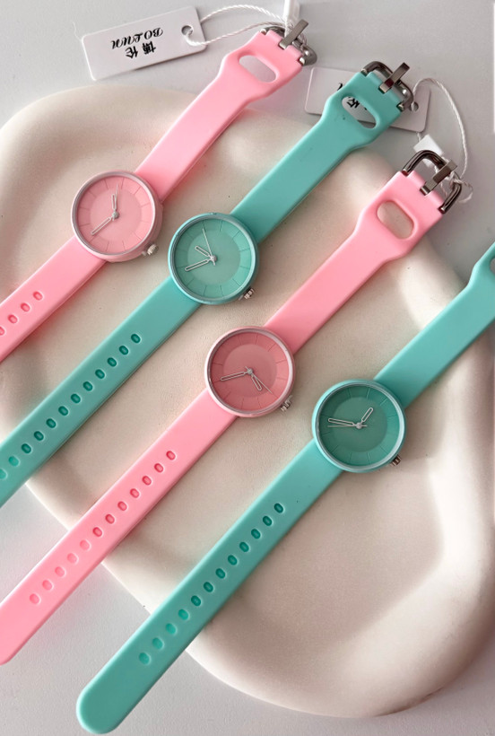 ساعت بولون بند سیلیکونی رنگ صورتی و آبی پاستلی