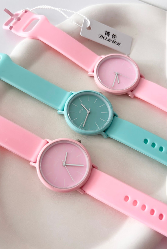 ساعت بولون صورتی