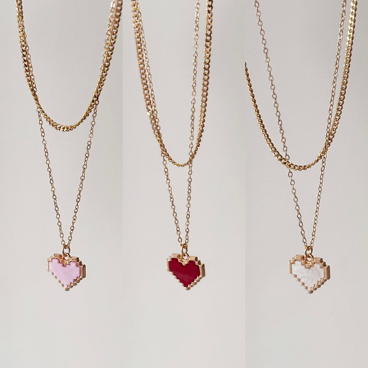 گردنبند کارتیه دولاین با پلاک قلبی