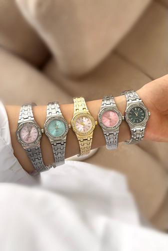 ساعت استیل دور نگین