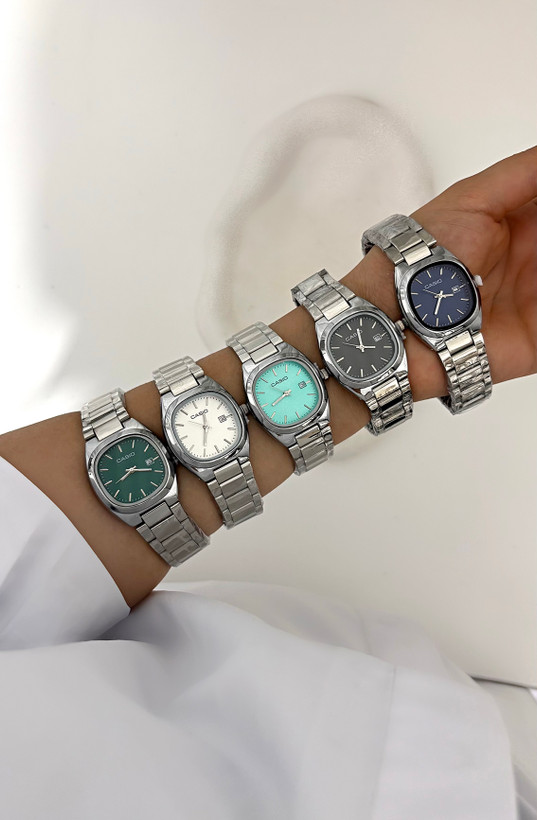 کاسیو اولدمانی صفحه مربع گوشه گرد