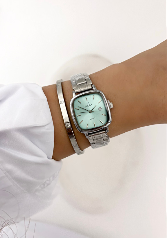 ساعت صفحه آبی زنانه بند سیلور