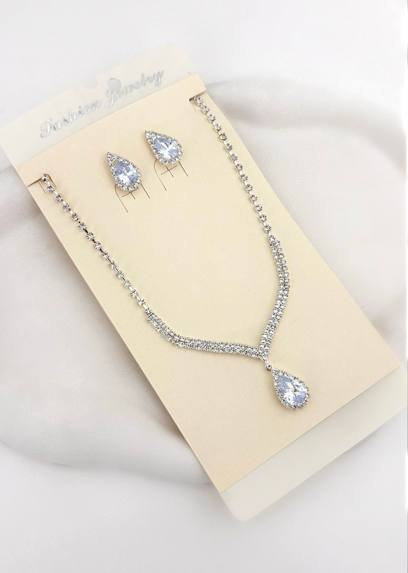 نیمست اشکی مجلسی نگینی