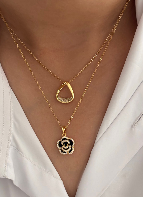 گردنبند گل رز سیاه