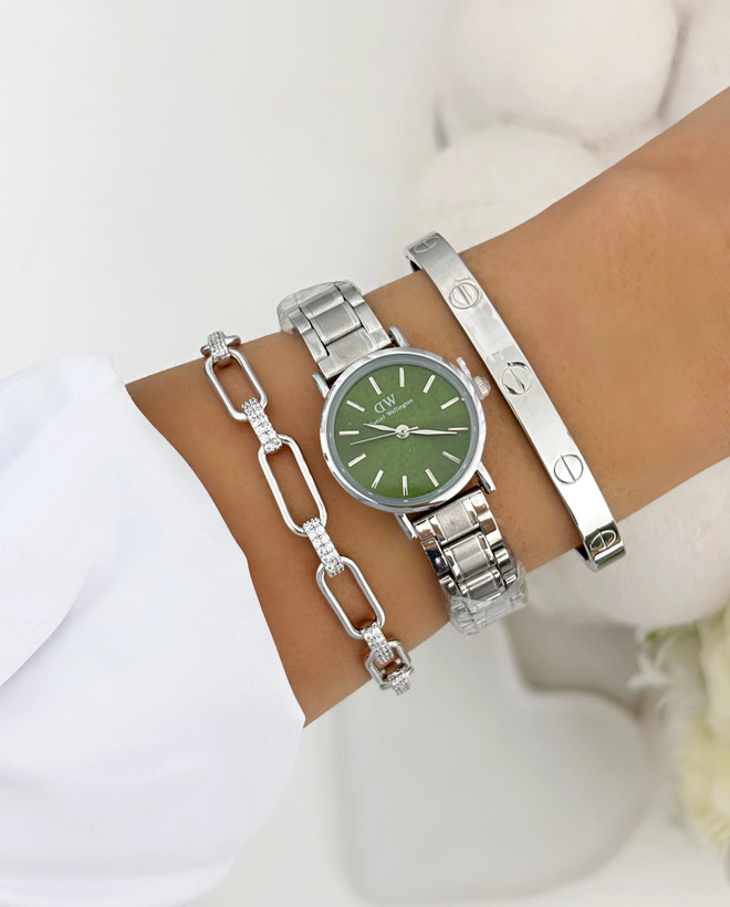 ساعت مختص روزمادر