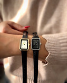 ساعت چرمی ساده کلاسیک زنانه