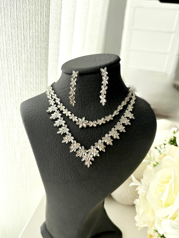 سرویس نقره زنانه مشابه طلا