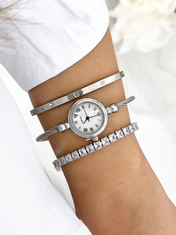 ساعت بنگل صفحه سفید دخترانه