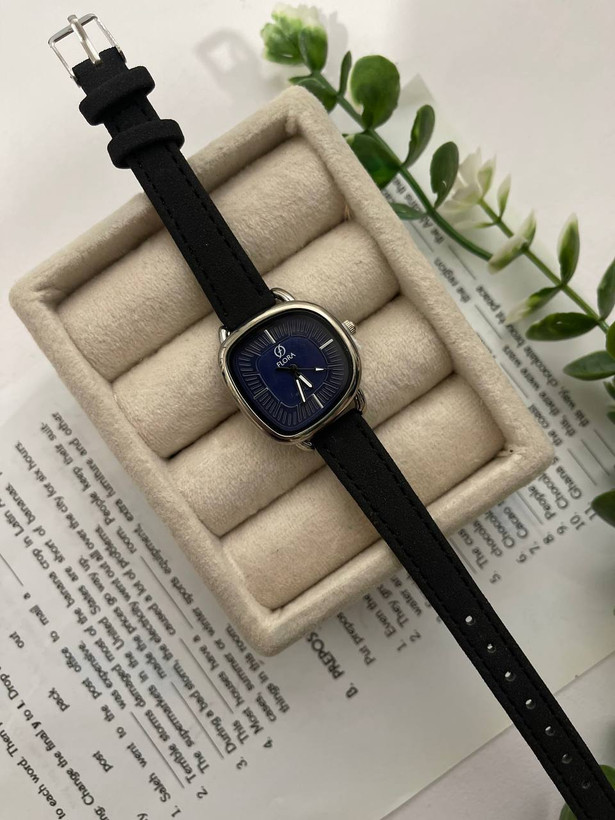 ساعت بند چرمی صفحه مشکی زنانه