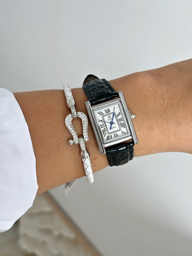 دستبند نعل اسب سفید طرح طلا