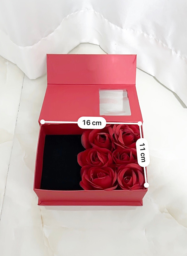 جعبه هدیه جواهرات قرمز