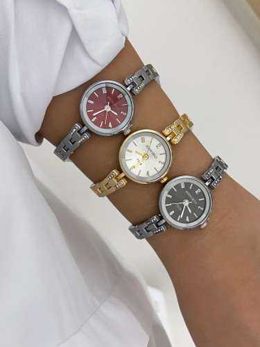 ساعت صفحه گرد هانگری