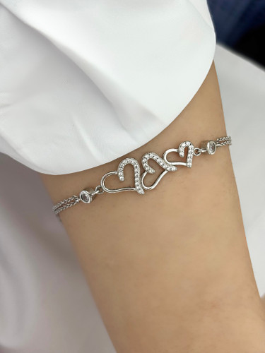 دستبند نقره زنانه پلاک پروانه ای نگیندار